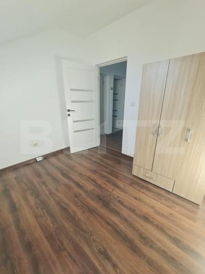 Apartament cu 3 camere semidecomandat, mobilat în Florești