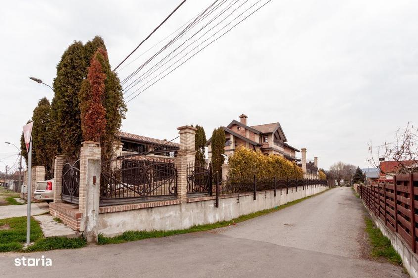 Casă cu 4 camere în Central