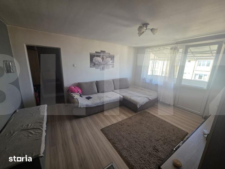 Apartament cu 3 camere semidecomandat în Ozun