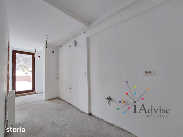 Apartament cu 4 camere în Schei