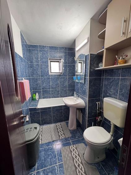 Apartament cu 3 camere în Nufărul