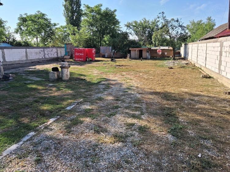 Casă cu Teren 1500 Mp în Orbeasca