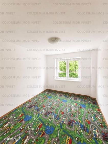Apartament cu 3 camere decomandat în Astra
