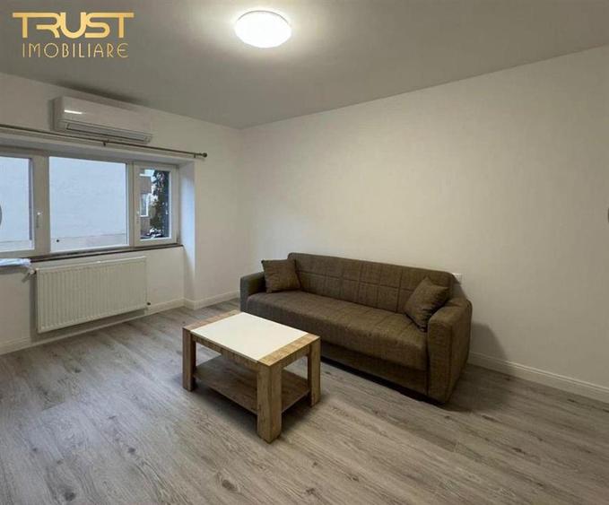 Apartament cu 3 camere decomandat, mobilat în Mărăști