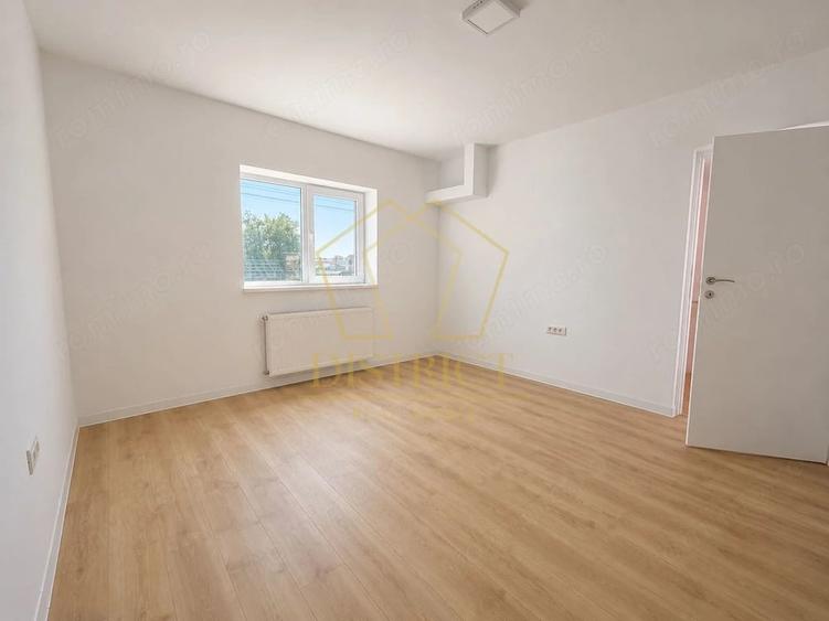 Spațiu comercial, de 470 mp, în Moșnița Nouă