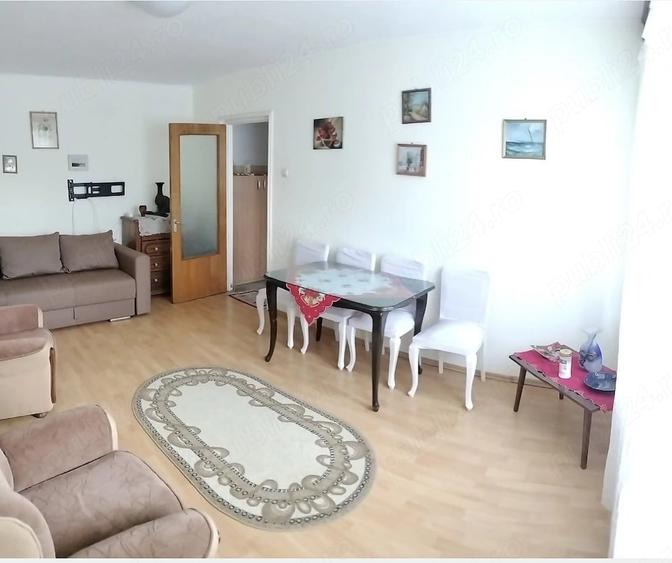 Apartament cu 2 camere decomandat în Titan