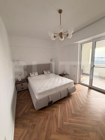 Apartament cu 2 camere semidecomandat, mobilat în Calea Severinului