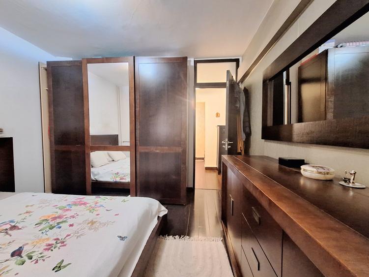 Apartament cu 3 camere decomandat, mobilat în 13 Septembrie