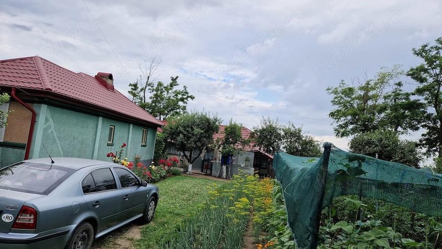 Casă cu 3 camere cu Teren 1300 Mp în Boldești