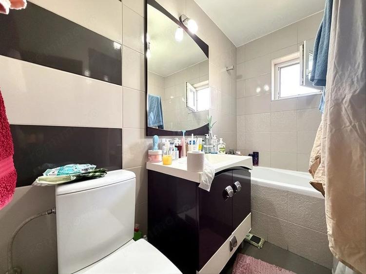 Apartament cu 3 camere decomandat în Lunei