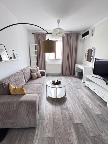 Apartament cu 2 camere decomandat în Fundeni