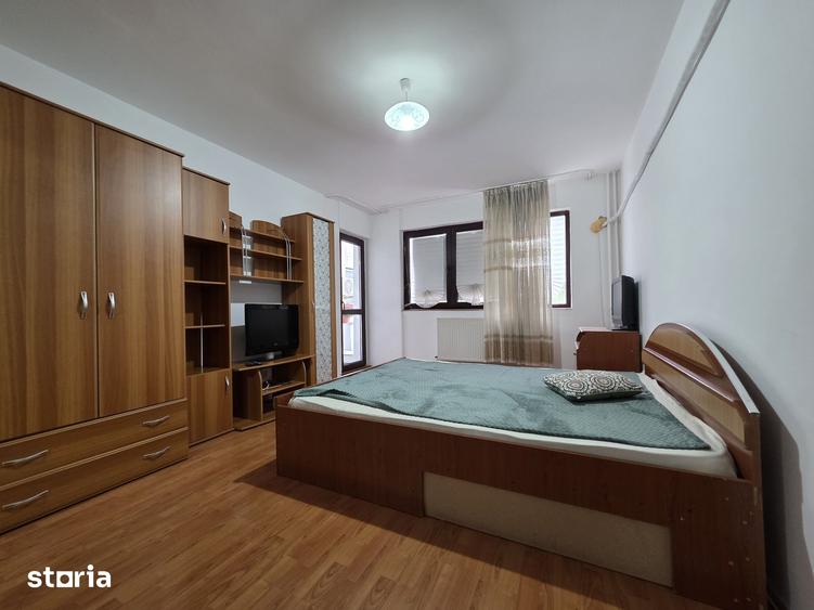 Apartament cu 3 camere decomandat în Militari