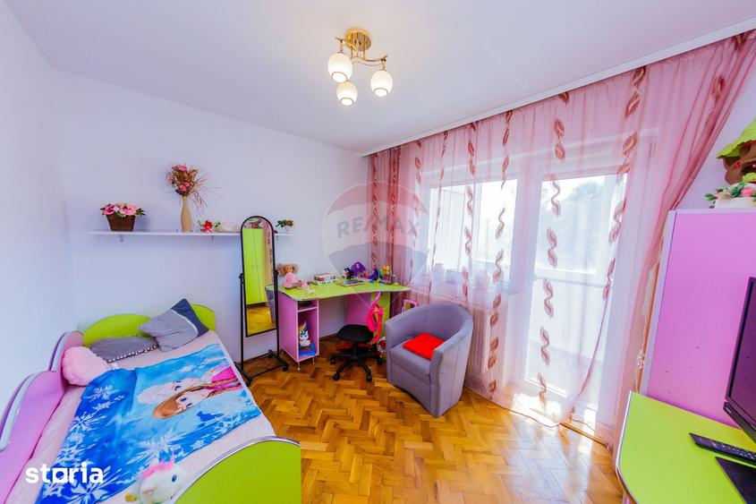 Apartament cu 4 camere în Depozitelor