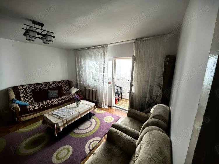 Apartament cu 2 camere semidecomandat în Lipovei