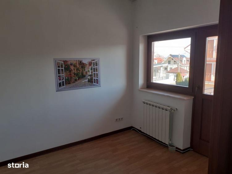 Casă cu 3 camere în Rontău