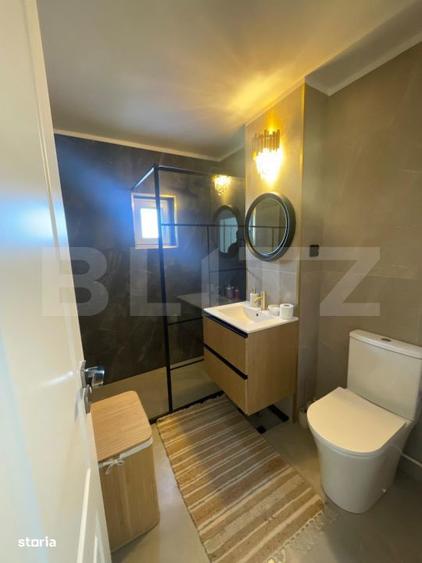 Apartament cu 3 camere decomandat, mobilat în Rovine