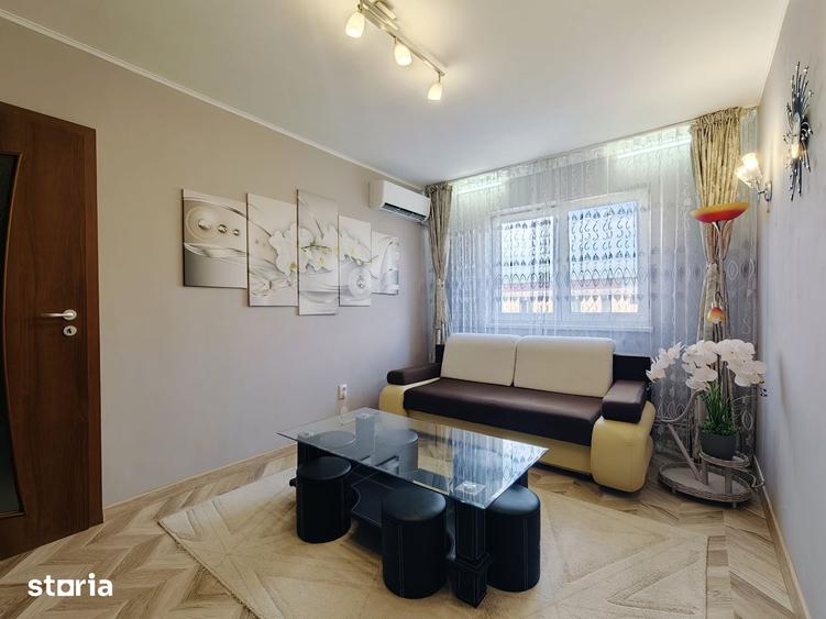 Apartament cu 3 camere în Florilor
