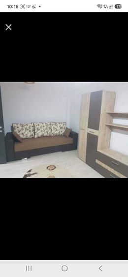 Garsonieră decomandată în Valea Adâncă