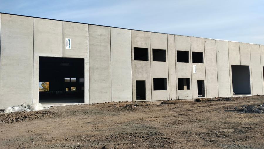 Spațiu industrial, de 7,000 mp, în Sânandrei