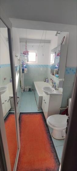 Apartament cu 2 camere decomandat în Exterior Vest