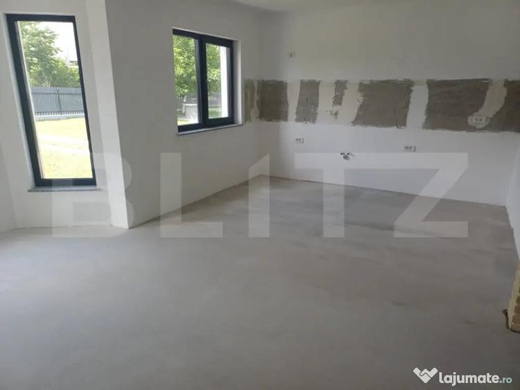 Casă cu 4 camere cu Teren 1000 Mp în Central