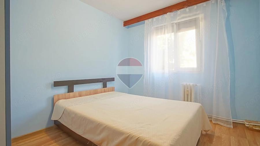 Apartament cu 3 camere semidecomandat în Astra