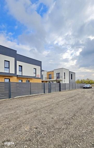 Casă cu 4 camere cu Teren 380 Mp în Ghimbav