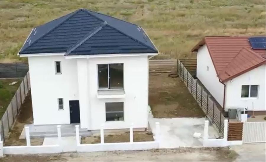 Casă cu 4 camere în Berceni