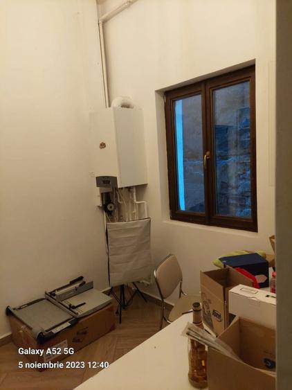 Spațiu comercial, de 214 mp, în Central