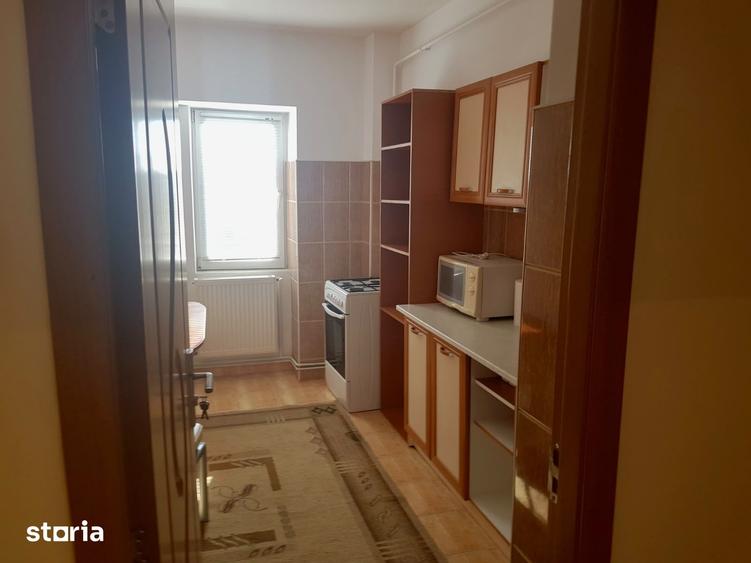Apartament cu 2 camere decomandat în Independenței