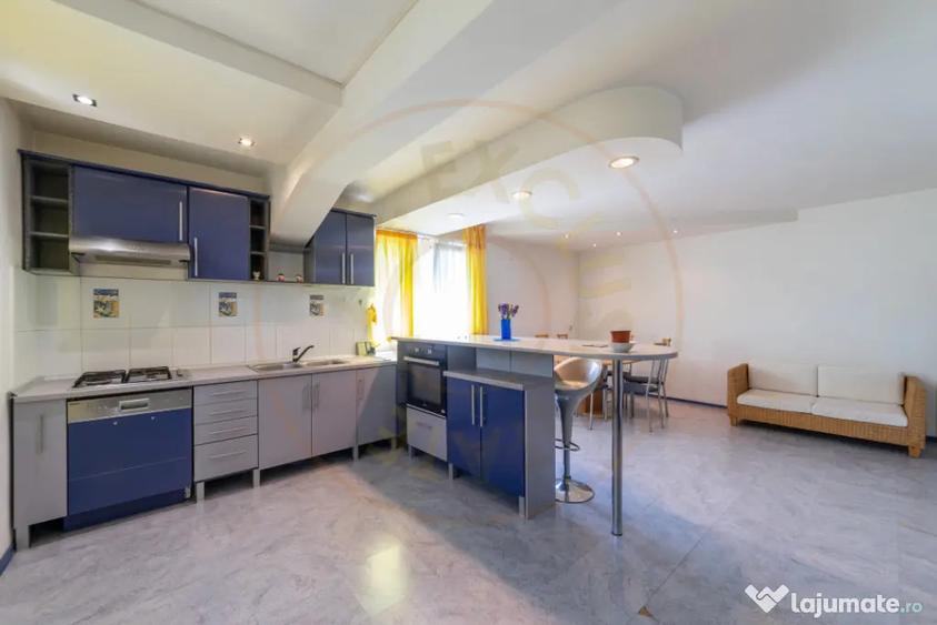 Casă cu 6 camere cu Teren 475 Mp în Găvana