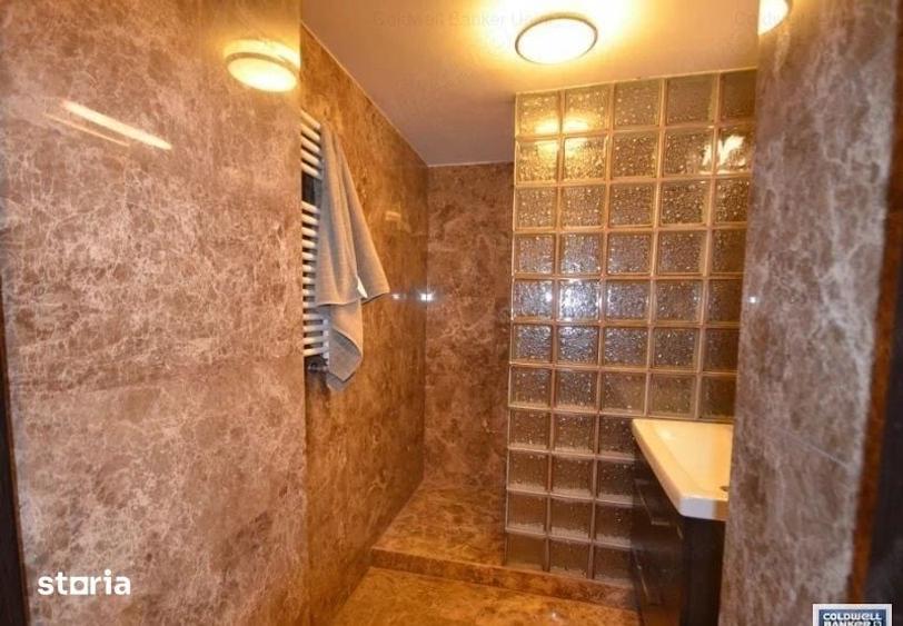 Apartament cu 3 camere în Drumul Taberei