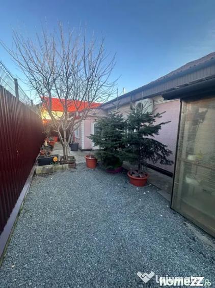 Casă cu 3 camere cu Teren 200 Mp în Palas