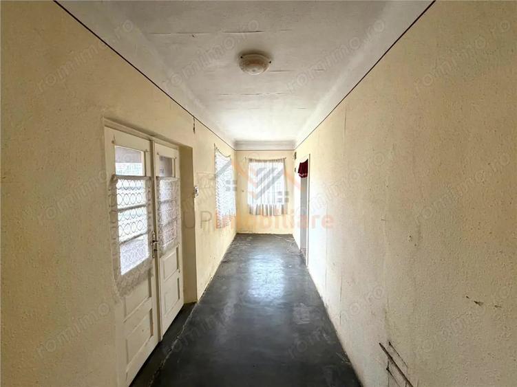 Casă cu 3 camere cu Teren 975 Mp în Sântimreu