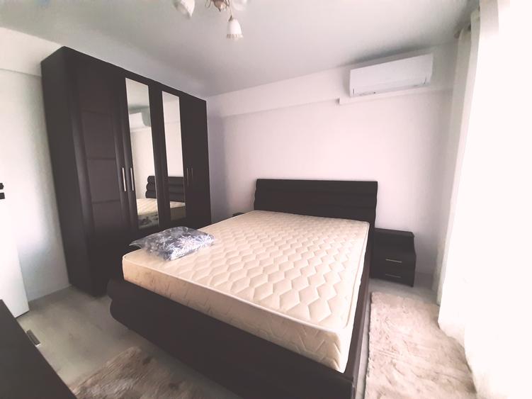 Apartament cu 2 camere decomandat în Berceni