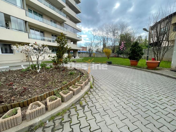 Apartament cu 2 camere semidecomandat, mobilat în Eroii Revoluției