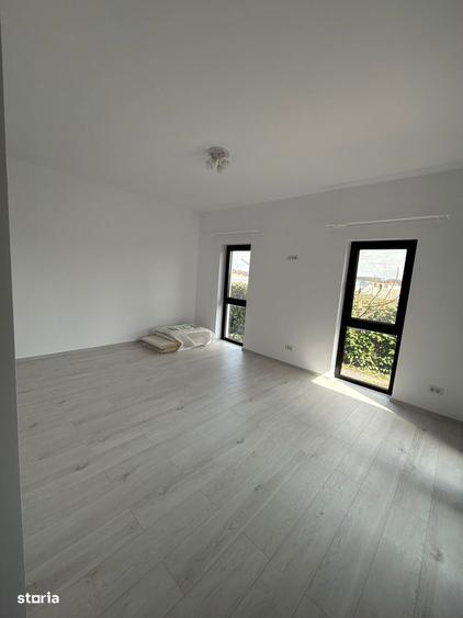 Casă cu 3 camere cu Teren 348 Mp în Corbeanca