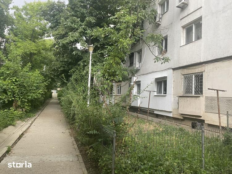 Apartament cu 2 camere decomandat, mobilat în Central
