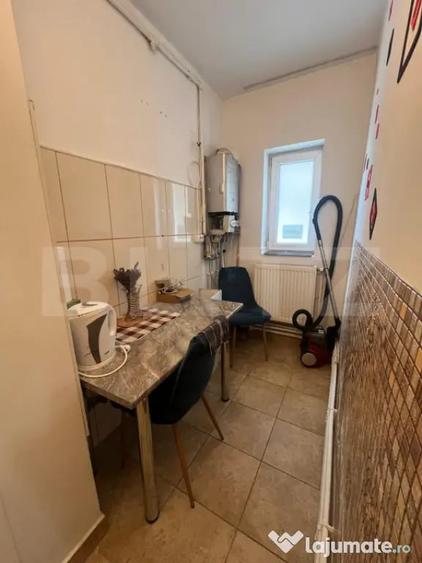 Garsonieră decomandată în Central