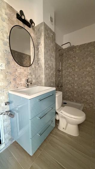 Apartament cu 2 camere semidecomandat în Florești