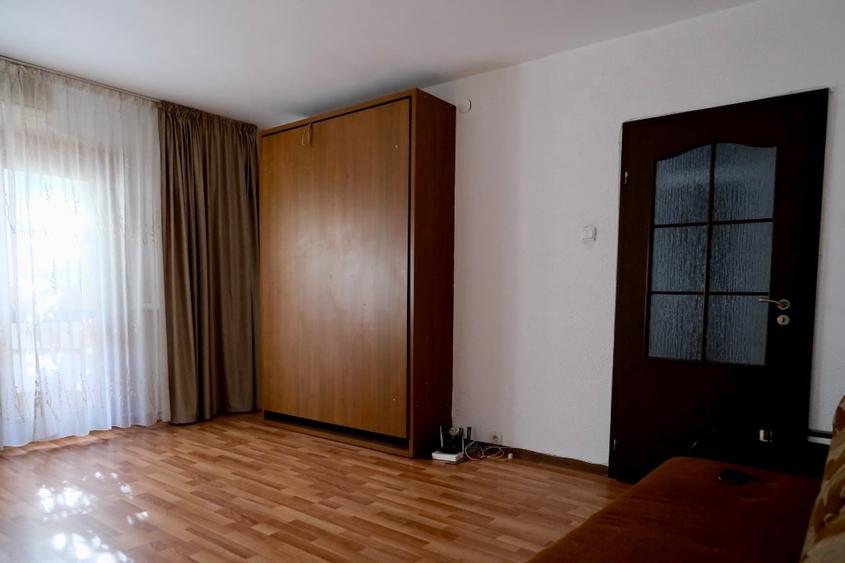 Garsonieră decomandată, mobilată în Brâncoveanu