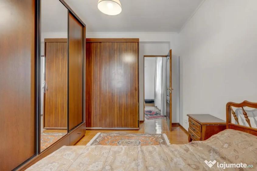 Apartament cu 4 camere semidecomandat în Adunații-Copăceni