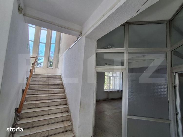 Spațiu comercial, de 630 mp, în Central