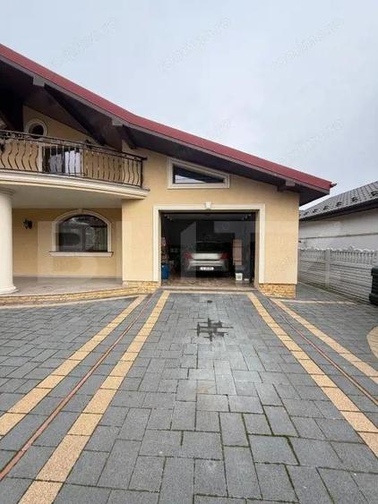 Vila de vanzare, 369 mp, zona Gae?ti - 16