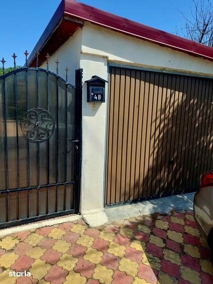 Casă cu 4 camere cu Teren 515 Mp în Corbu