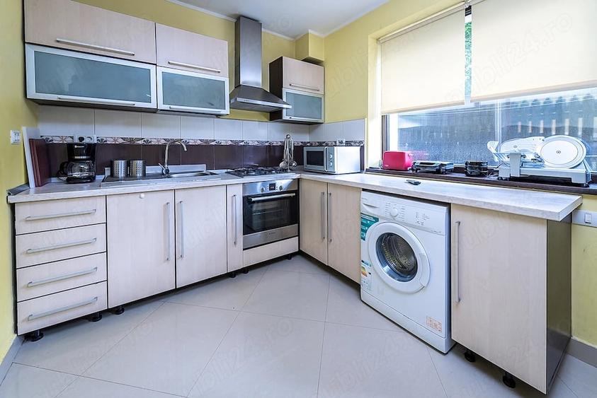 Casă cu Teren 383 Mp în Zamora