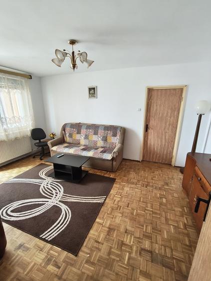Apartament cu 2 camere decomandat în Lazaret