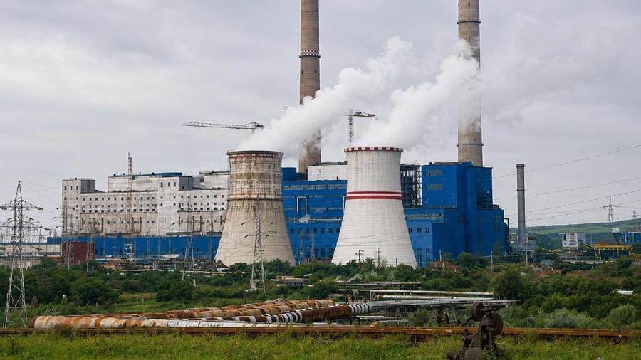 Spațiu industrial, în Halânga