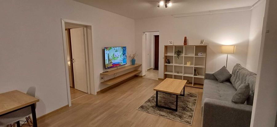 Apartament cu 2 camere semidecomandat în Central