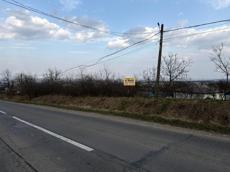 Teren Construcții intravilan de 807 mp, în Cucorăni